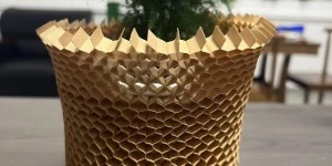 蜂窝纸厂家选择指南：衣舒包装的技术实践解析