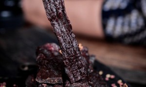 内蒙古老乐食品靠谱吗：从非遗工艺看实力